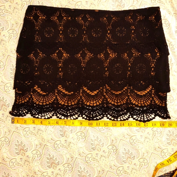 BNWOT Umgee LP Black Crochet Overlay Mini Skirt - Picture 13 of 13